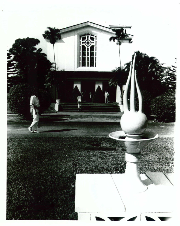 The Flame, peace monument on the occasion of the visit of Pope John Paul II to Miami